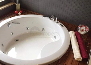 مجمع فيلات وشقق بتصميم فاخر وبأحدث التقنيات في مركز المدينة السياحية ألانيا