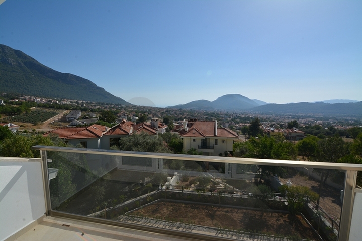 فيلا فاخرة 5 + 1 في أوفاجيك ، فتحية