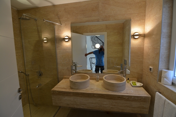 فيلا فاخرة 5 + 1 في أوفاجيك ، فتحية