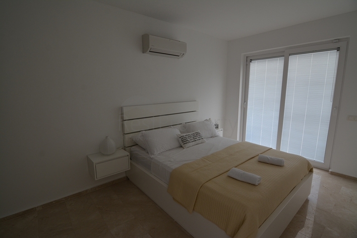 فيلا فاخرة 5 + 1 في أوفاجيك ، فتحية