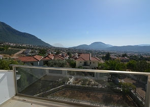 فيلا فاخرة 5 + 1 في أوفاجيك ، فتحية