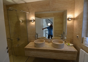 فيلا فاخرة 5 + 1 في أوفاجيك ، فتحية