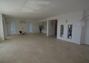 فيلا فاخرة 5 + 1 في أوفاجيك ، فتحية