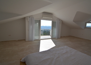 فيلا فاخرة 5 + 1 في أوفاجيك ، فتحية