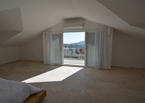 فيلا فاخرة 5 + 1 في أوفاجيك ، فتحية