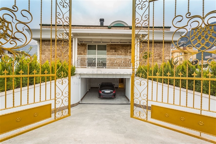 فيلات فاخرة فاخرة في كيمير