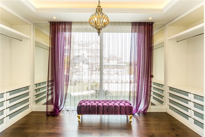 فيلات فاخرة فاخرة في كيمير