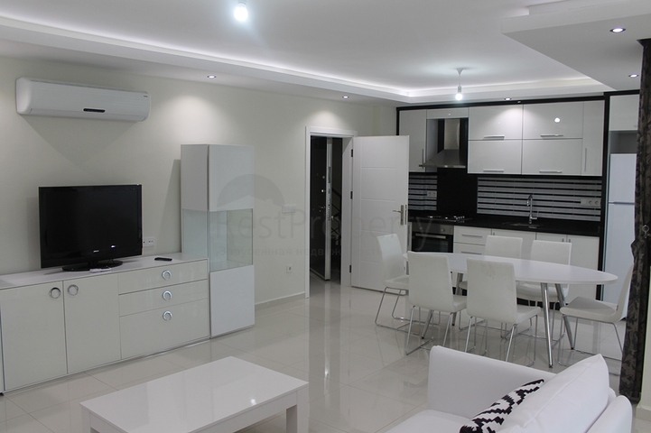 مجمع سكني قيد الإنشاء في سيدا من المطور