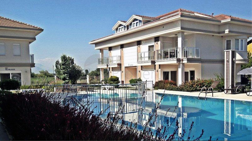 شقق في بيليك بالقرب من ملعب الجولف