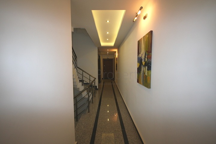 شقة بتخطيط 2+1 في منطقة كونيالتي – أنطاليا