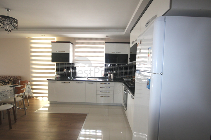 شقة بتخطيط 2+1 في منطقة كونيالتي – أنطاليا