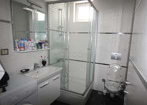 شقة بتخطيط 2+1 في منطقة كونيالتي – أنطاليا