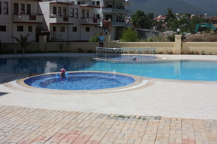 شقق غرفتين وصالة ضمن منطقة سكنية راقية في اوبا / الانيا 