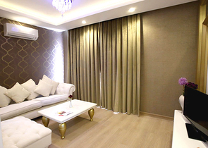 مجمع سكني جديد في وادٍ خلاب وسط غابة صنوبرية بإطلالات جبلية