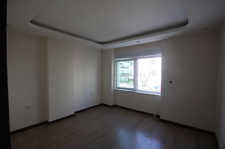 مشروع راقٍ في كونيالتي بجانب قناة بوكاي وبستان البرتقال في أنطاليا