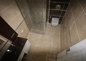 مشروع راقٍ في كونيالتي بجانب قناة بوكاي وبستان البرتقال في أنطاليا