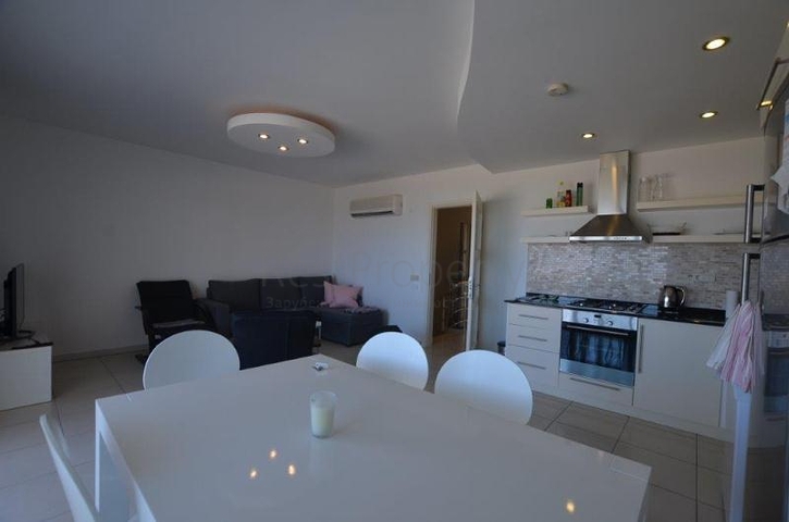 مجمع فاخر واطلالة بحرية ساحرة -بنتهاوس غرفتين وصالة في كوناكليه / الانيا 