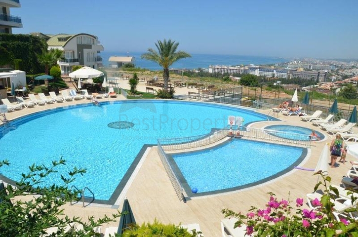 مجمع فاخر واطلالة بحرية ساحرة -بنتهاوس غرفتين وصالة في كوناكليه / الانيا 