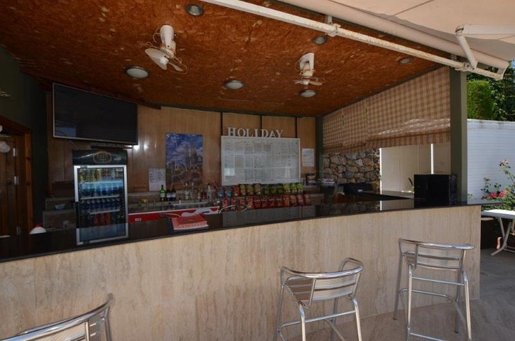 مجمع فاخر واطلالة بحرية ساحرة -بنتهاوس غرفتين وصالة في كوناكليه / الانيا 