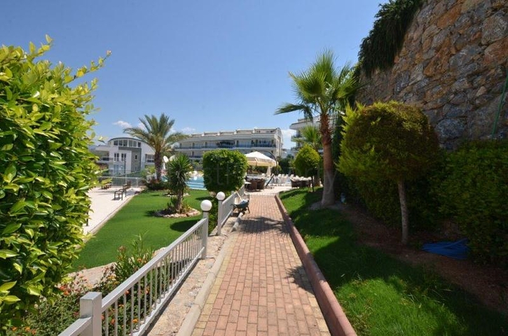 مجمع فاخر واطلالة بحرية ساحرة -بنتهاوس غرفتين وصالة في كوناكليه / الانيا 