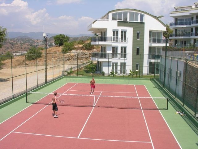 مجمع فاخر واطلالة بحرية ساحرة -بنتهاوس غرفتين وصالة في كوناكليه / الانيا 