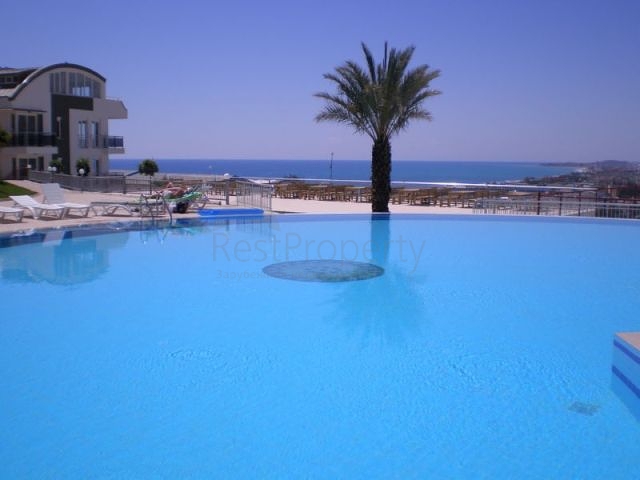 مجمع فاخر واطلالة بحرية ساحرة -بنتهاوس غرفتين وصالة في كوناكليه / الانيا 