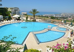 مجمع فاخر واطلالة بحرية ساحرة -بنتهاوس غرفتين وصالة في كوناكليه / الانيا 