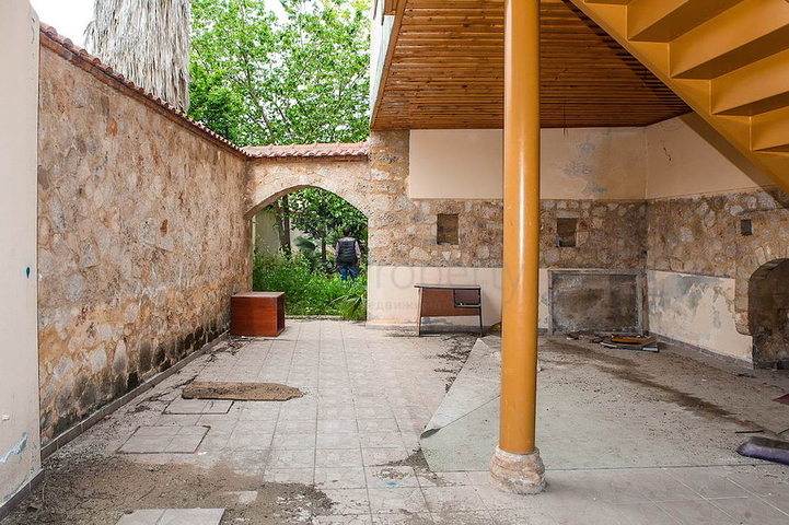 أرض مع مشروع فندقي في كاليشي في أنطاليا