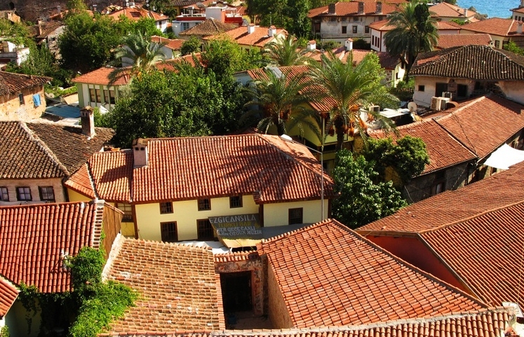 أرض مع مشروع فندقي في كاليشي في أنطاليا