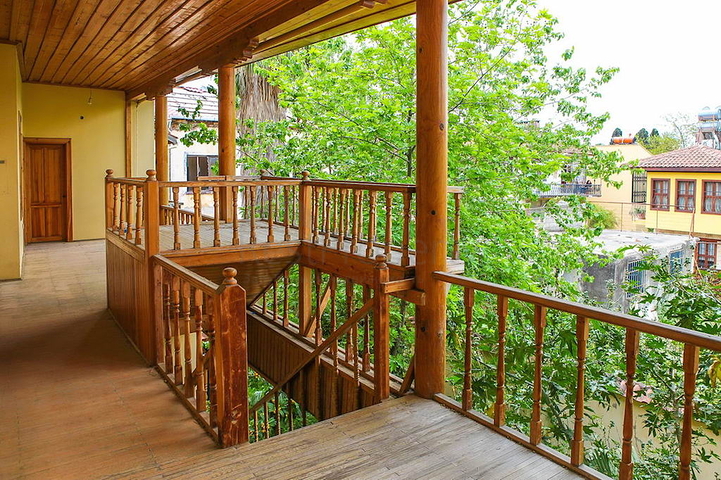 أرض مع مشروع فندقي في كاليشي في أنطاليا