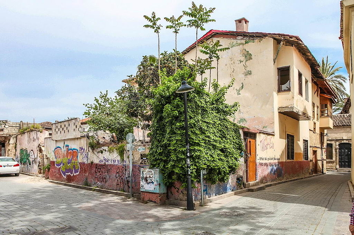 أرض مع مشروع فندقي في كاليشي في أنطاليا