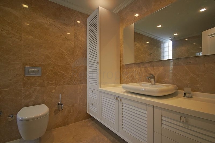 فيلا 4+1 مطلة على البحر في كالكان