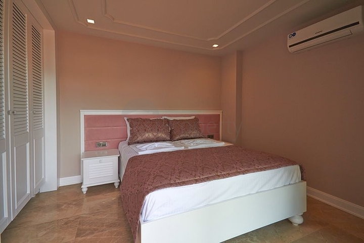 فيلا 4+1 مطلة على البحر في كالكان