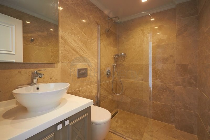 فيلا 4+1 مطلة على البحر في كالكان