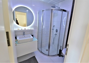 مشروع فاخر بالمراحل النهائية من البناء في منطقة محمودلار – ألانيا