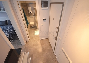 تصميم عصري وحديث - شقة غرفة وصالة مفروشة ضمن مجمع سكني في اوبا / الانيا 