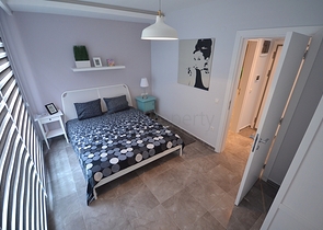 تصميم عصري وحديث - شقة غرفة وصالة مفروشة ضمن مجمع سكني في اوبا / الانيا 