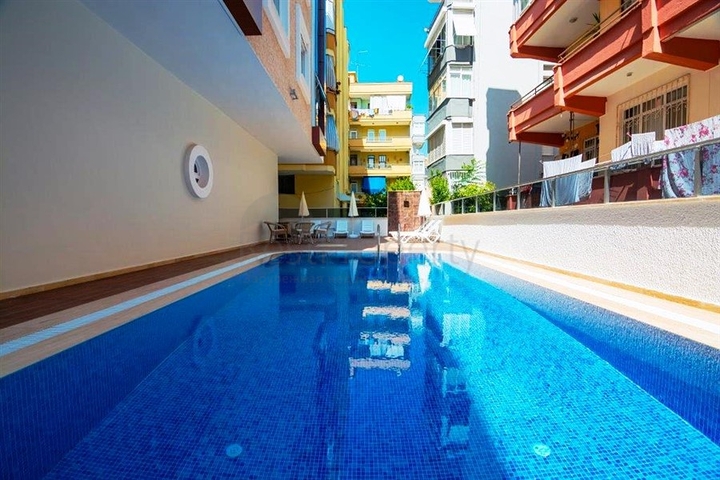 مجمع سكني مميز في مركز مدينة ألانيا التركية