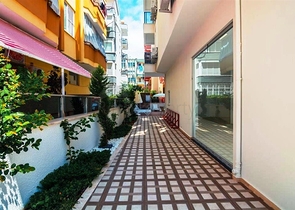 مجمع سكني مميز في مركز مدينة ألانيا التركية