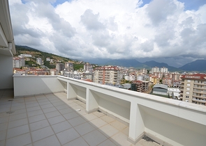 دوبلكس ثلاث غرف وصالة في منطقة جيكجلي / الانيا 