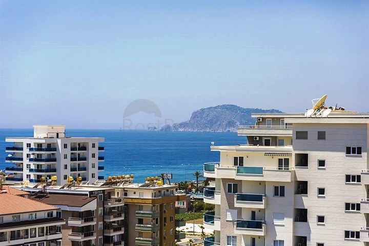 مشروع إستثماري حديث الإنشاء  في منطقة محمودلار – ألانيا