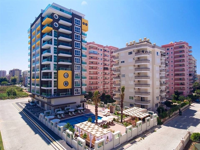 مشروع إستثماري حديث الإنشاء  في منطقة محمودلار – ألانيا