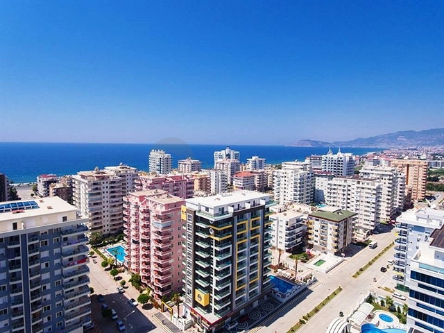 مشروع إستثماري حديث الإنشاء  في منطقة محمودلار – ألانيا