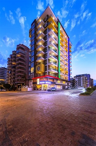 مشروع إستثماري حديث الإنشاء  في منطقة محمودلار – ألانيا