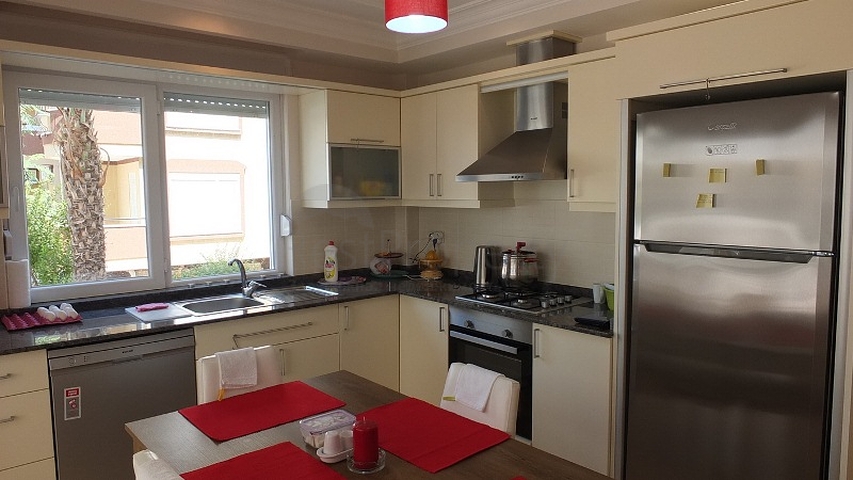 شقة مؤثثة بالكامل في مركز منطقة أوبا - ألانيا