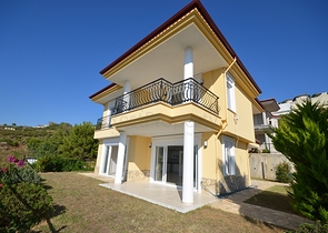 مجمع فيلات منفصة جميلة في منطقة كارجي جاك – ألانيا