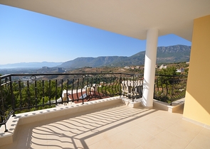 مجمع فيلات منفصة جميلة في منطقة كارجي جاك – ألانيا