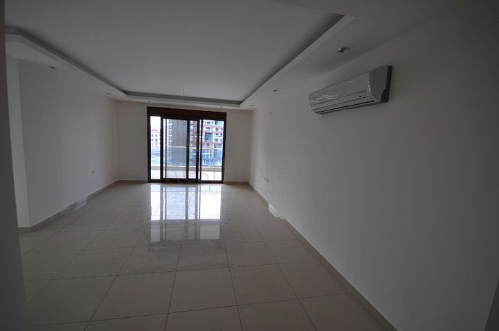 شقة مميزة غرفتين وصالة ضمن مجمع بخدمات خمس نجوم في جيكجلي / الانيا 