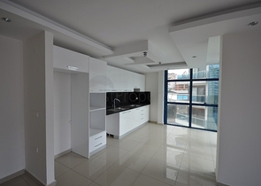 شقة مميزة غرفتين وصالة ضمن مجمع بخدمات خمس نجوم في جيكجلي / الانيا 