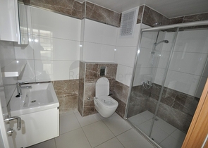 شقة مميزة غرفتين وصالة ضمن مجمع بخدمات خمس نجوم في جيكجلي / الانيا 